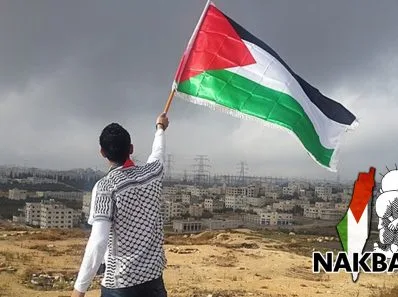 Drapeau palestinien brandi, la Nakba recommence